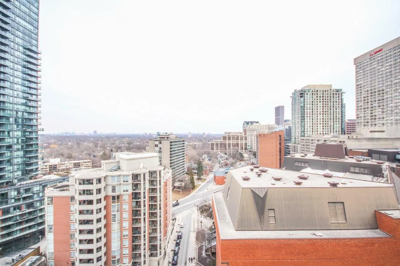 Sarkar Suites - Yorkville Toronto Apartment